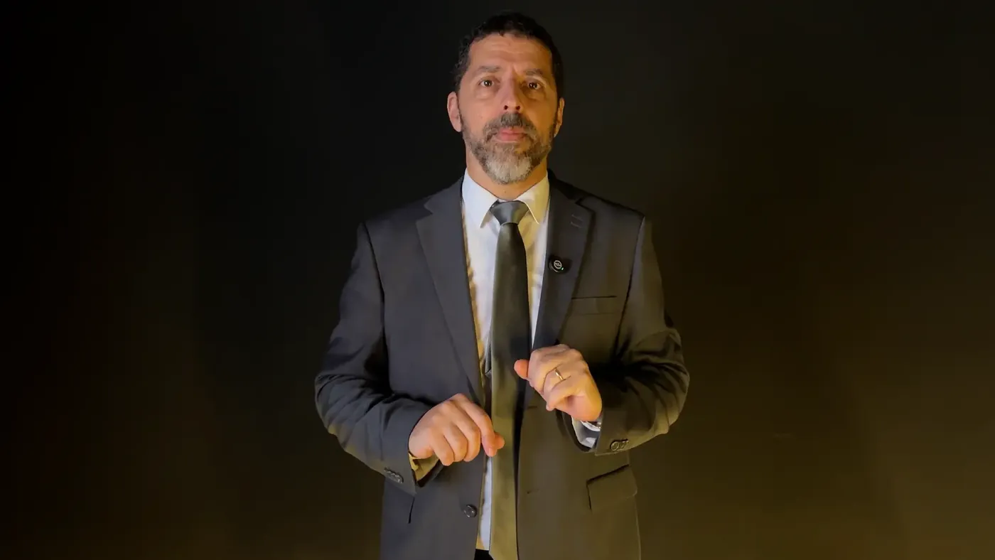 Leonardo Bulhões em apresentação